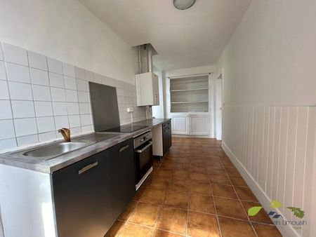 Location Appartement 3 pièces 86m² ST LEONARD DE NOBLAT 87400 - Photo 3