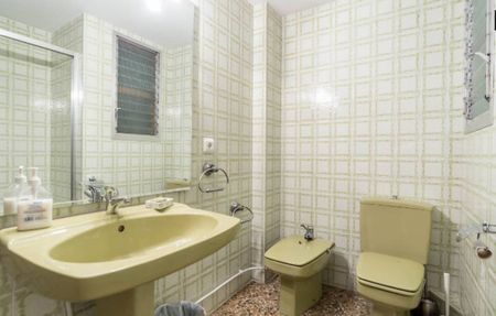 Calle Oriente, Valencia, Valencian Community 46006 - Photo 5