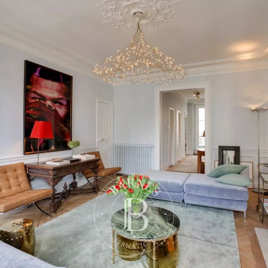 Tout savoir sur cet appartement dans le quartier Enfants Rouges, à Paris 3ème - Photo 1