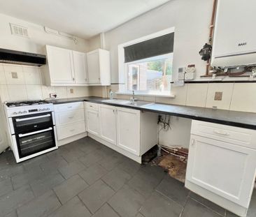 Riding Way, Willenhall, WV12 - Photo 1