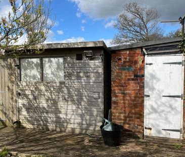 2 bedroom terraced house to rent - Photo 3
