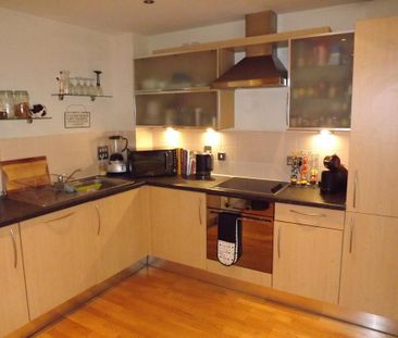 2 bedroom apartment to rent - Photo 6