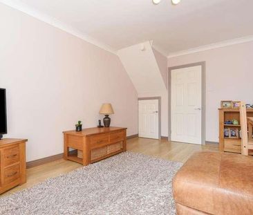 Carnation Way, Aylesbury, HP21 - Photo 3