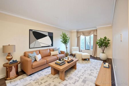 For Lease - 69 King's Cross Avenue, Richmond Hill, Ontario - Photo 2