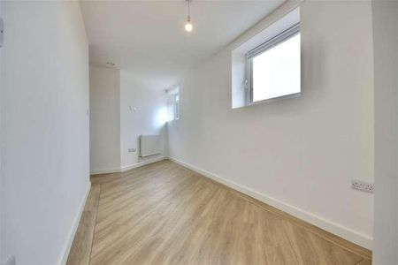 Cornerstone House, London Road, Portsmouth, PO2 - Photo 2