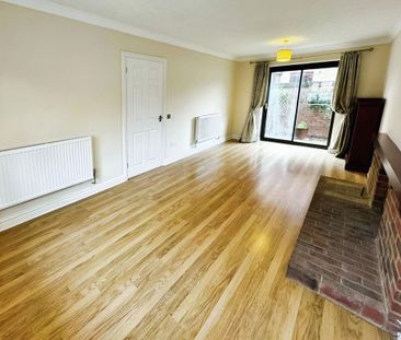3 bedroom detached bungalow to rent - Photo 1