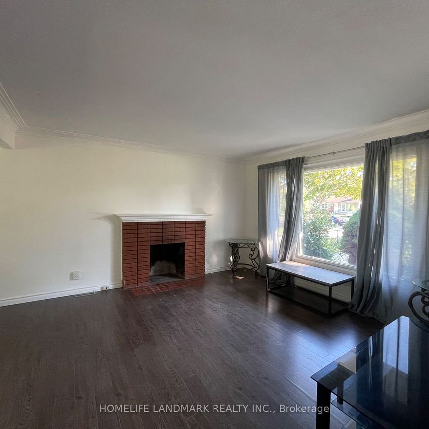 For Lease - 11 Byrne Boulevard, St. Catharines, Ontario - Photo 1