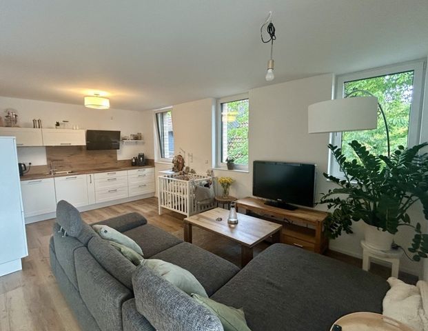 Neuwertige Wohnung mit Sonnenbalkon und hochwertiger Ausstattung - Foto 1