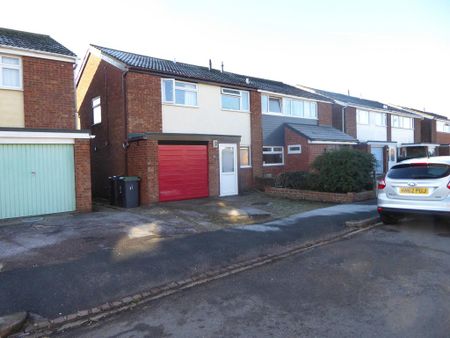 3 bedroom house to rent - Photo 2