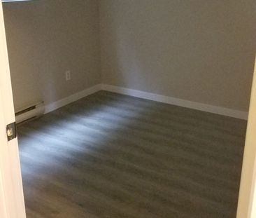 2bed 1bath, by College, 1 month free - Photo 1