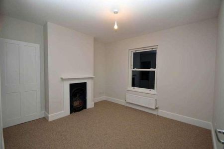 New Haw, KT15 - Photo 5