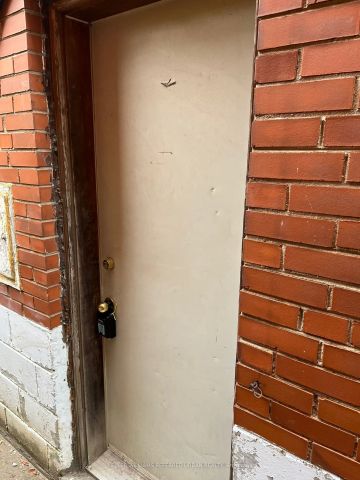 98 Frontenac Avenue #2 - Photo 4