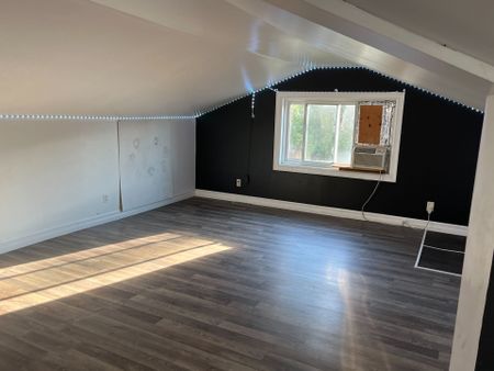 For Lease - 289 King Street, New Tecumseth, Ontario - Photo 2