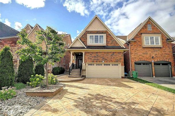 Detached Home For Lease | W9033084 - Photo 1