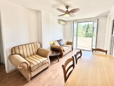 Location Appartement 1 pièce 9m² AIX EN PROVENCE 13100 - Photo 2