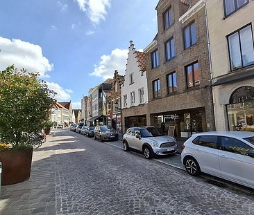 Vernieuwd 2-slaapkamerappartement te huur in Brugge - Photo 2