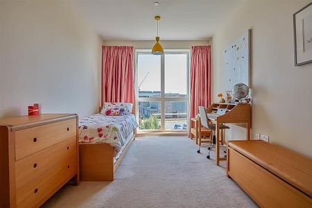 4 bedroom townhouse to rent - Photo 4