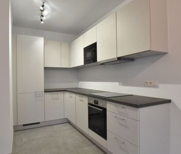 Appartement te huur in Nivelles voor € 860 met 1 slaapkamer - Photo 6