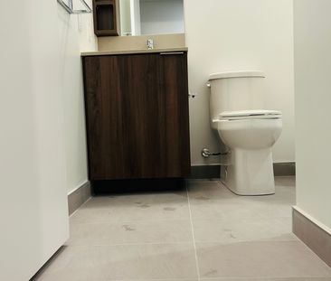 For Lease - 7890 Jane Street Unit# 5111, Vaughan, Ontario - Photo 2