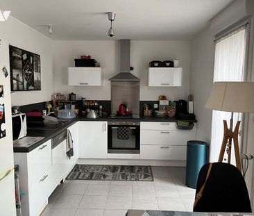 Maison D'habitation - 5 Piece(s) - 92 M2 - Photo 1