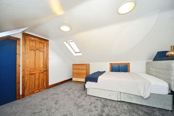 Room in a Shared House, Oldstead Road, BR1 - Photo 1