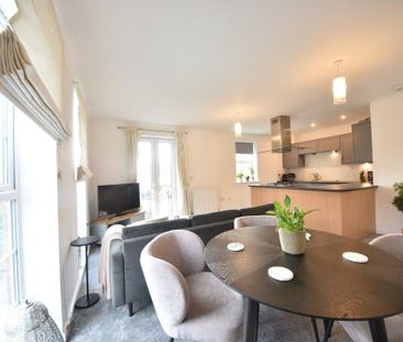 2 bedroom apartment to rent - Photo 2