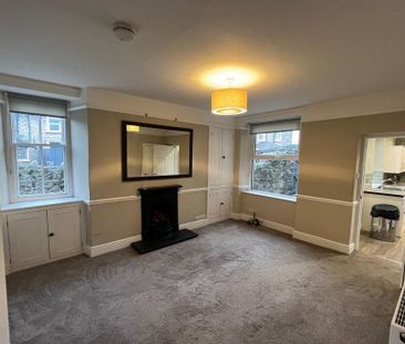 3 bedroom end of terrace house to rent - Photo 1