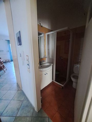 Studio/Γκαρσονιέρα για ενοικίαση Αγία Βαρβάρα (Λαμία) - Photo 5