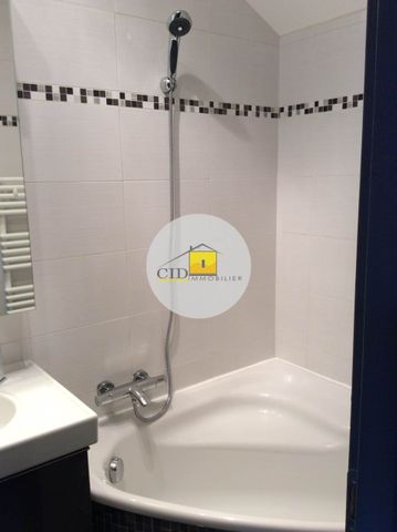 Location Appartement 2 pièces 36m² ST PRIEST 69800 - Photo 4