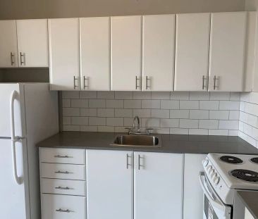 77 Howard Street Residences — 1 Bedroom - Photo 2