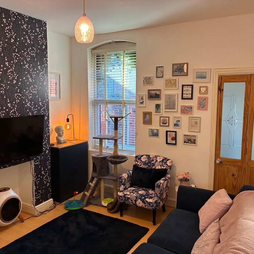 2 Bed Terraced House, Gladys Road, B67 - Photo 1