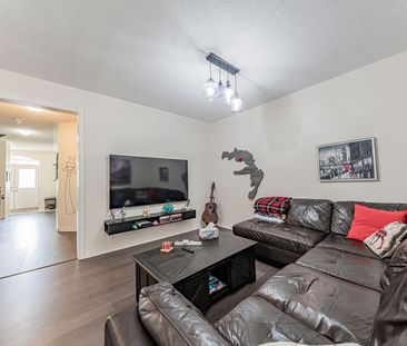 For Lease - 549 Stream Crescent, Oakville, Ontario - Photo 2