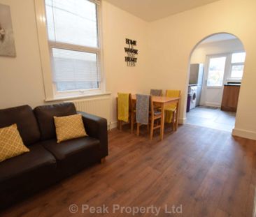 Room 3 - Salisbury Avenue, Westcliff On Sea - Photo 1