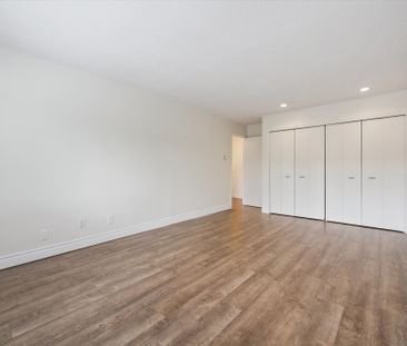 For Lease - 410 SCOTTSDALE Drive, Guelph, Ontario - Photo 2