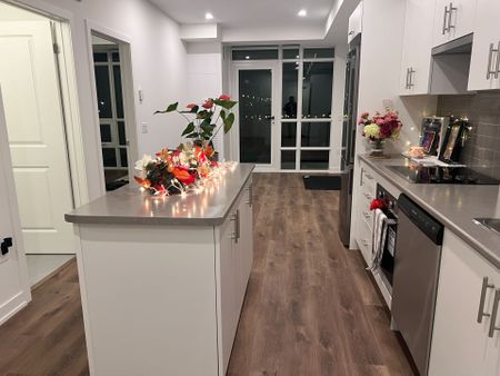 For Lease - 461 Green Road Unit# 401, Hamilton, Ontario - Photo 2