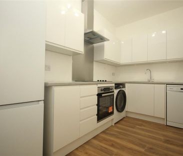 3 bedroom apartment to rent - Photo 2
