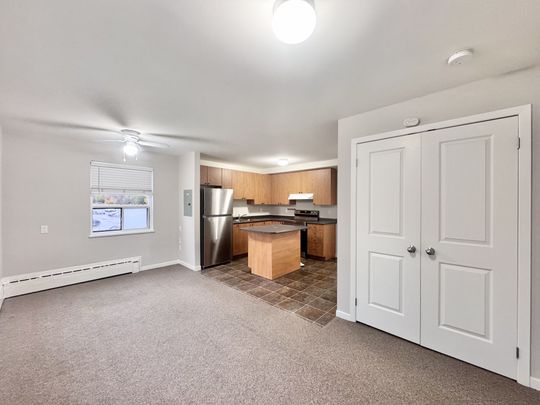 For Lease - 25 Paisley Boulevard Unit# Unit 5A, Mississauga, Ontario - Photo 1