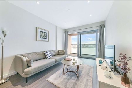 One bedroom apartment on the higher floor of this stunning development in Greenwich's Riverside District. - Photo 4