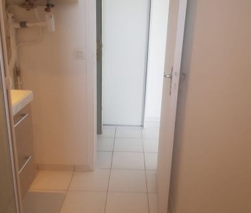 Location Appartement 2 pièces 30m² - Photo 2