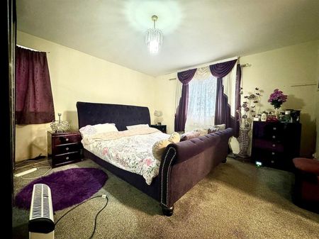 1 Bedroom Flat To Let - Photo 3