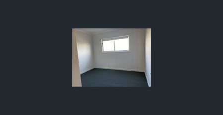 Please contact catie@sweeneyea.com.au for private inspections. - Photo 2