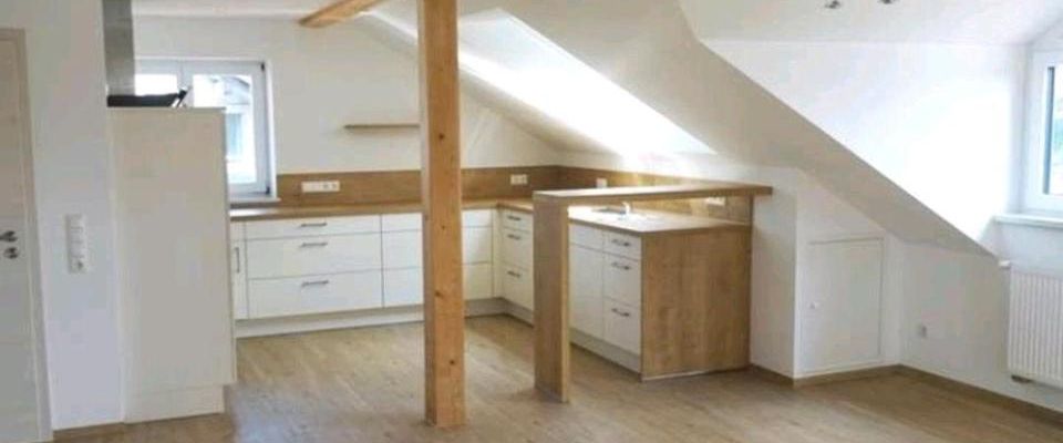 wunderschöne, sonnige 3-Zimmer DG-Wohnung, Bergblick,Einbauküche - Foto 1