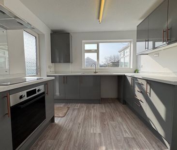 Tolkien Road, EASTBOURNE - Photo 6