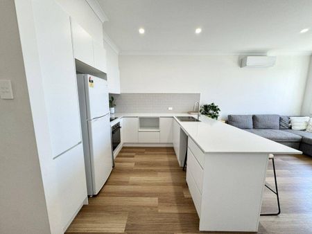 Modern 2-Bedroom Unit - Riverside Estate, Old Bar - Photo 4
