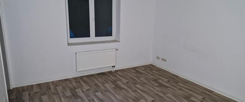 2-Raum Erdgeschosswohnung in Schwerin-Krebsförden Mit Malergutschein. - Photo 1
