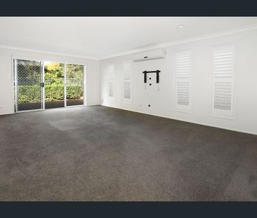 Private Living in Prime Robina Location - Photo 1