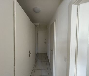 Appartement de 2 pièces au 1er étage à louer - Photo 2