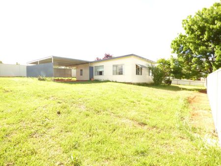 COTTAGE ON THE HILL. - Photo 4