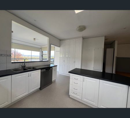 38 Donald Street, Morwell, Vic 3840 - Photo 4