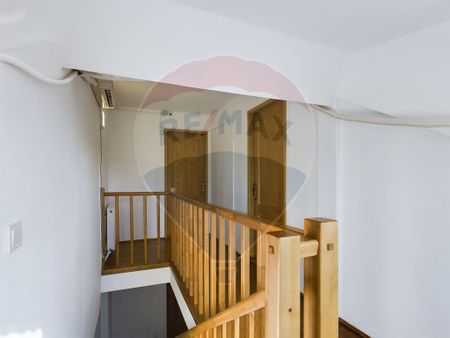 Vilă renovată – nemobilata Berceni/ Metrou Eroii Revo... - Fotografie 5